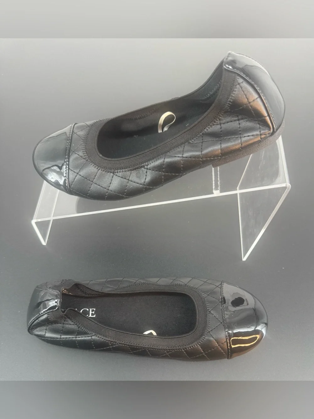 Place Girls Black Quilted Slip-On Ballet Flat with Patent Cap Size 2